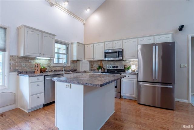 5666 Cherry Hill Drive, Newburgh, IN 47630