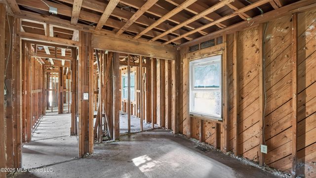 5572 Pine Lane Drive, Jackson, MS 39211