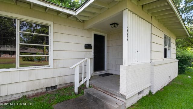 5572 Pine Lane Drive, Jackson, MS 39211