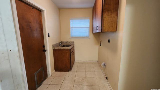 1523 PERIWINKLE ST, San Antonio, TX 78232