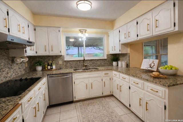 1523 PERIWINKLE ST, San Antonio, TX 78232