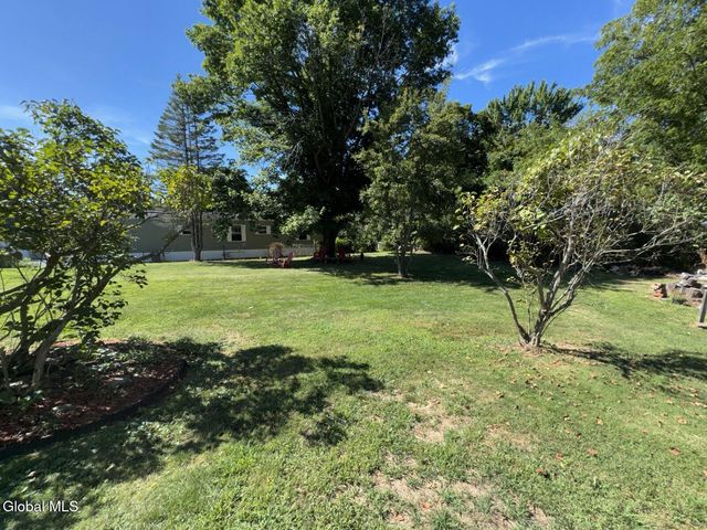 1341 S Schodack Road, Schodack, NY 12033