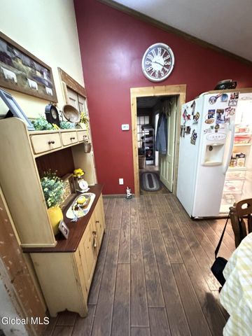 1341 S Schodack Road, Schodack, NY 12033