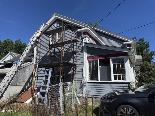 1341 S Schodack Road, Schodack, NY 12033