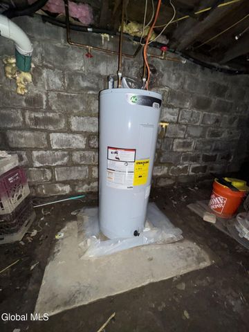 1341 S Schodack Road, Schodack, NY 12033