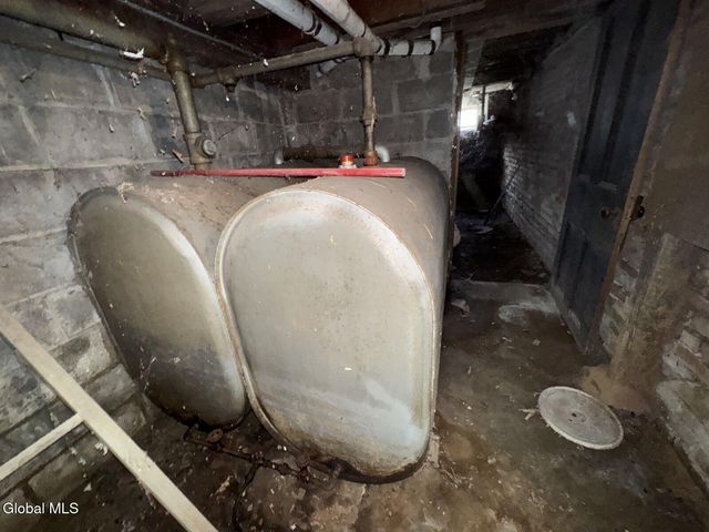 1341 S Schodack Road, Schodack, NY 12033