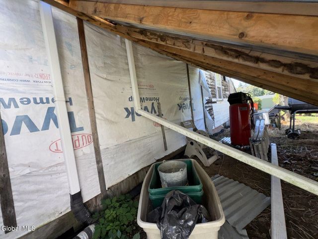 1341 S Schodack Road, Schodack, NY 12033