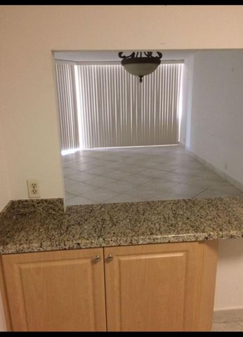 1865 Brickell Avenue A707, Miami, FL 33129