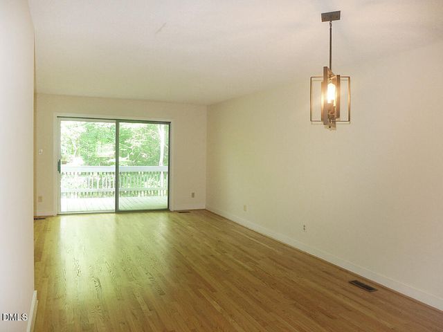 424 Fairoaks Circle, Chapel Hill, NC 27516