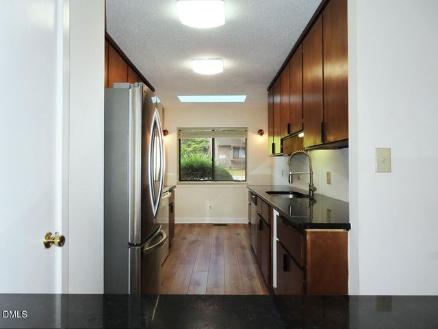 424 Fairoaks Circle, Chapel Hill, NC 27516