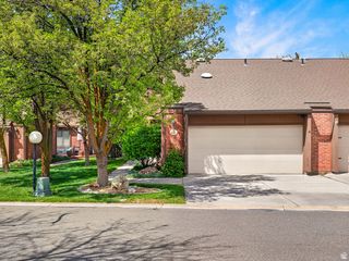 48 N WHITE BARN DR, Pleasant View, UT 84414