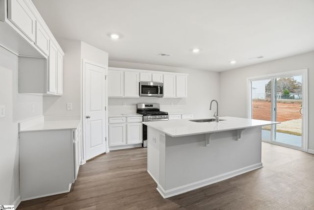 1014 S Welcome Road, Greenville, SC 29611