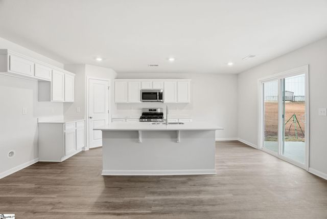 1014 S Welcome Road, Greenville, SC 29611