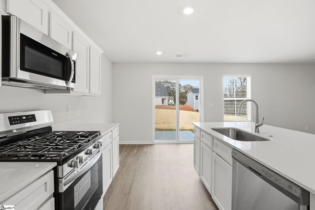 1014 S Welcome Road, Greenville, SC 29611