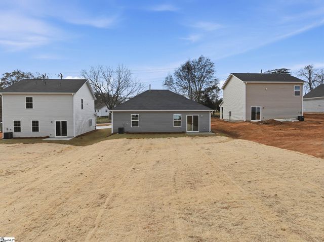 1014 S Welcome Road, Greenville, SC 29611