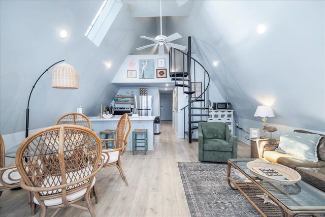 50 Fiesta Drive, Alligator Point, FL 32346