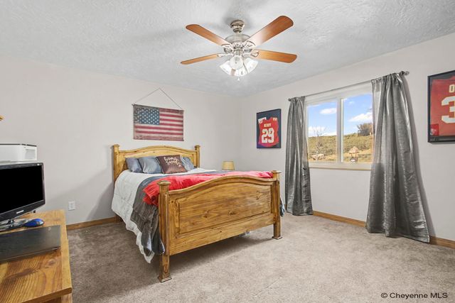 2434 FOOTHILLS RD, Cheyenne, WY 82009