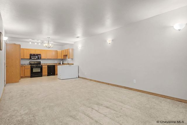 2434 FOOTHILLS RD, Cheyenne, WY 82009