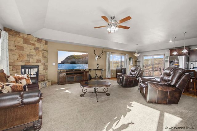 2434 FOOTHILLS RD, Cheyenne, WY 82009