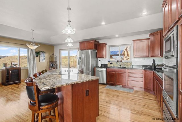 2434 FOOTHILLS RD, Cheyenne, WY 82009