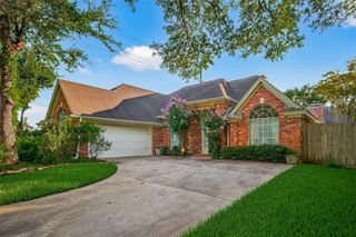 7014 Adobe Oaks Court, Sugar Land, TX 77479