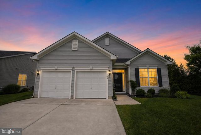 174 COTTAGE GATE CIR, Sewell, NJ 08080