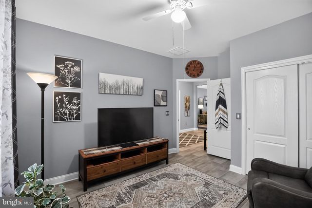 174 COTTAGE GATE CIR, Sewell, NJ 08080