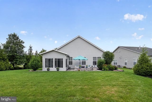 174 COTTAGE GATE CIR, Sewell, NJ 08080