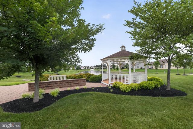174 COTTAGE GATE CIR, Sewell, NJ 08080