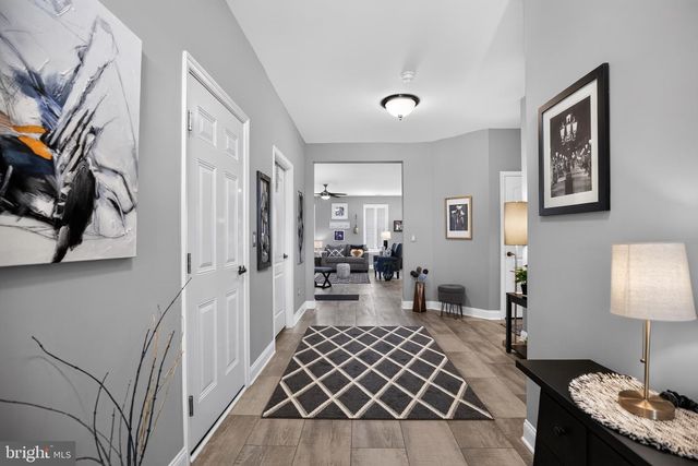 174 COTTAGE GATE CIR, Sewell, NJ 08080