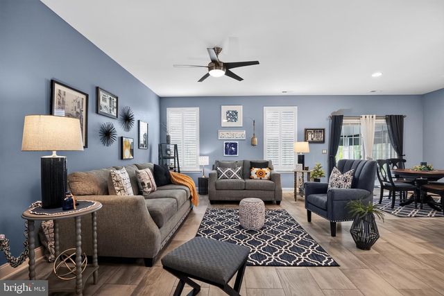 174 COTTAGE GATE CIR, Sewell, NJ 08080