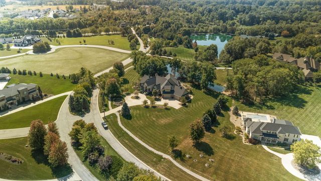 2901 Pepper Creek Bridge Pkwy, Valparaiso, IN 46385
