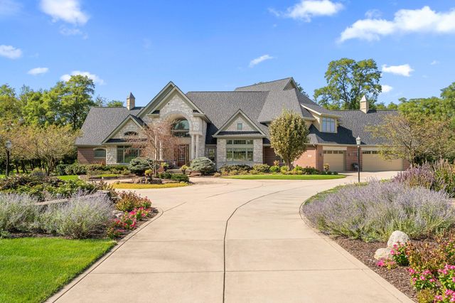 2901 Pepper Creek Bridge Pkwy, Valparaiso, IN 46385
