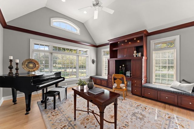 2901 Pepper Creek Bridge Pkwy, Valparaiso, IN 46385