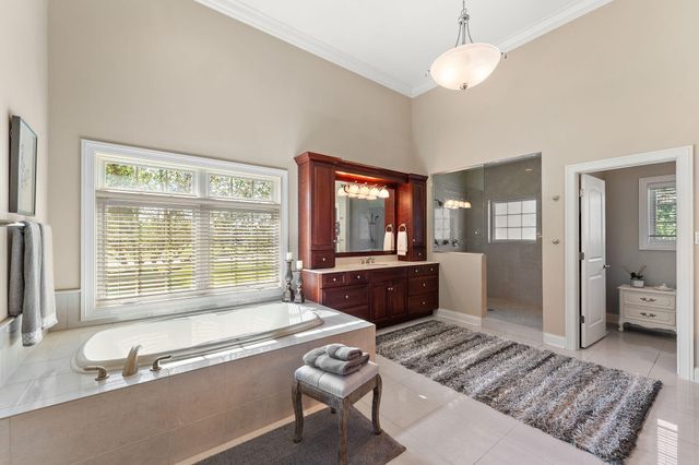 2901 Pepper Creek Bridge Pkwy, Valparaiso, IN 46385