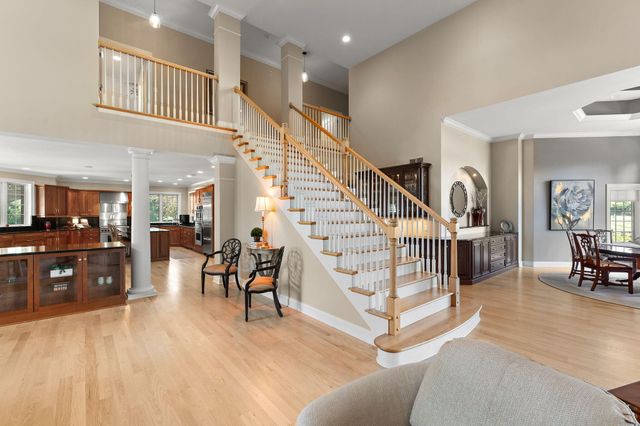 2901 Pepper Creek Bridge Pkwy, Valparaiso, IN 46385