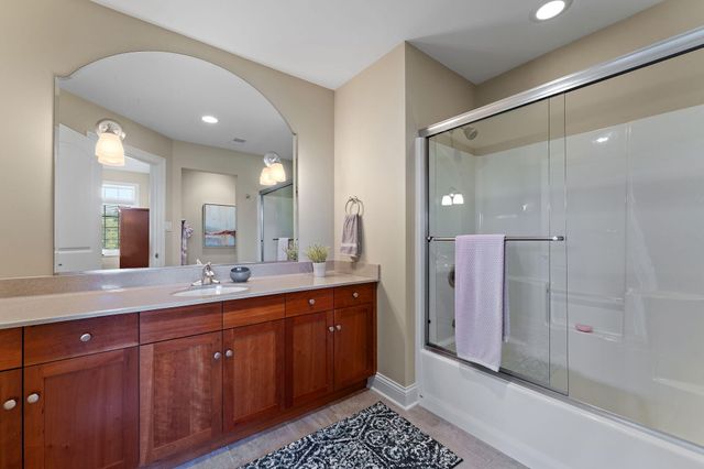 2901 Pepper Creek Bridge Pkwy, Valparaiso, IN 46385