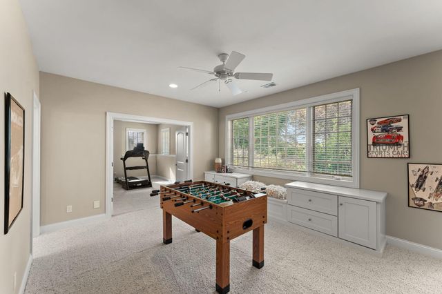 2901 Pepper Creek Bridge Pkwy, Valparaiso, IN 46385