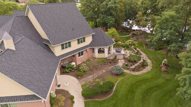2901 Pepper Creek Bridge Pkwy, Valparaiso, IN 46385