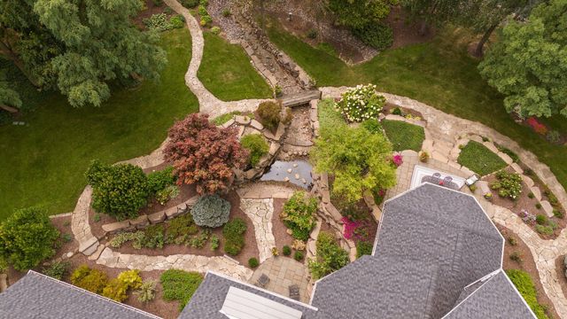 2901 Pepper Creek Bridge Pkwy, Valparaiso, IN 46385