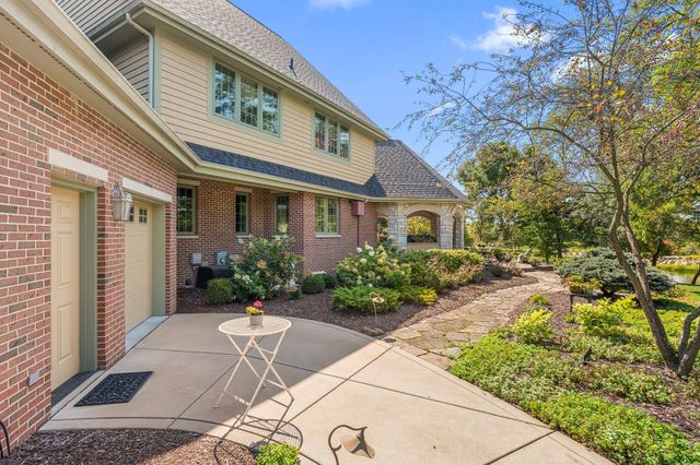 2901 Pepper Creek Bridge Pkwy, Valparaiso, IN 46385