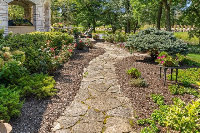 2901 Pepper Creek Bridge Pkwy, Valparaiso, IN 46385