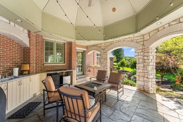 2901 Pepper Creek Bridge Pkwy, Valparaiso, IN 46385