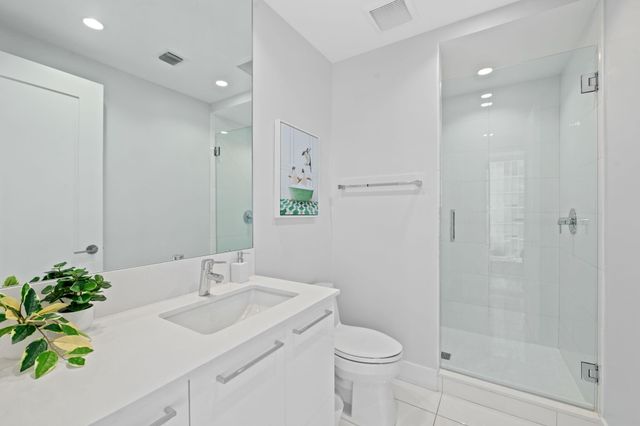 100 E Las Olas Boulevard 2404, Fort Lauderdale, FL 33301