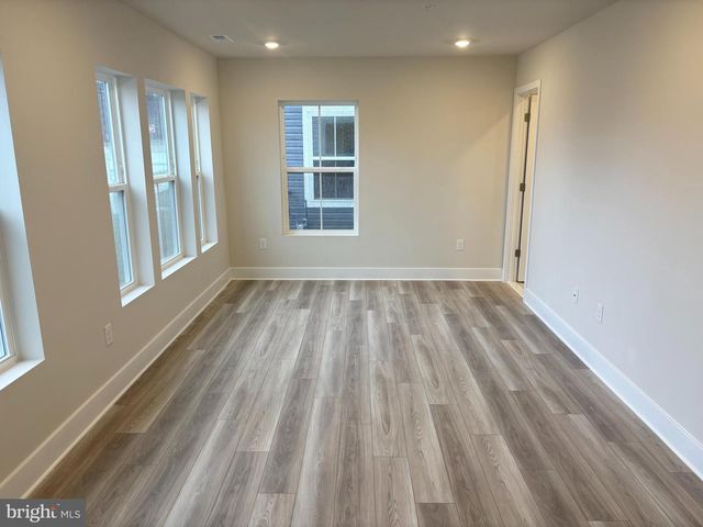 7260 CONTEE RD, Laurel, MD 20707