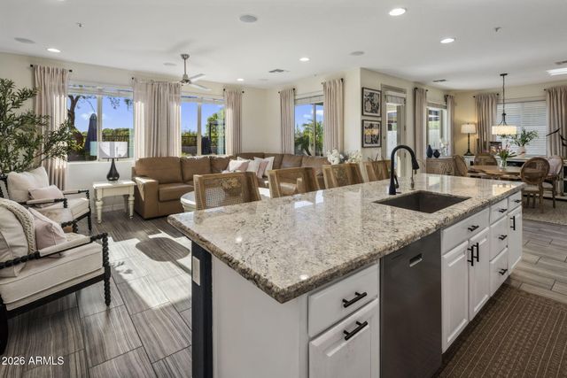 5386 S MARIPOSA Drive, Gilbert, AZ 85298