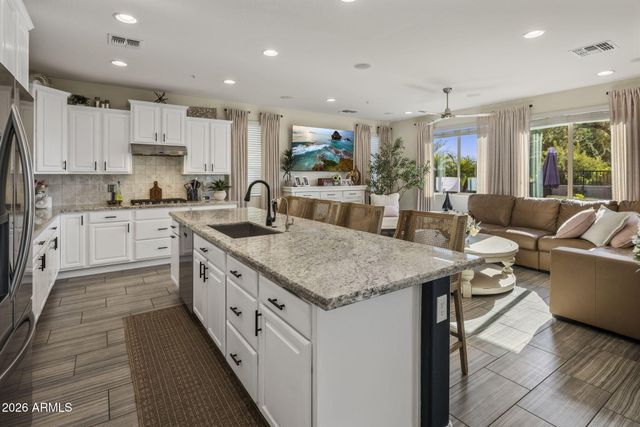 5386 S MARIPOSA Drive, Gilbert, AZ 85298