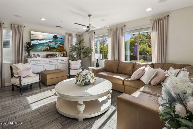 5386 S MARIPOSA Drive, Gilbert, AZ 85298