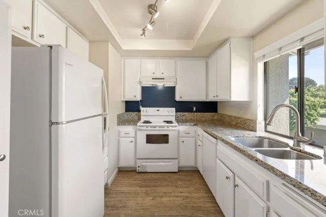 8633 Portola Court 17E, Huntington Beach, CA 92646