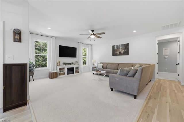 220 Royal Birkdale, Smithfield, VA 23430